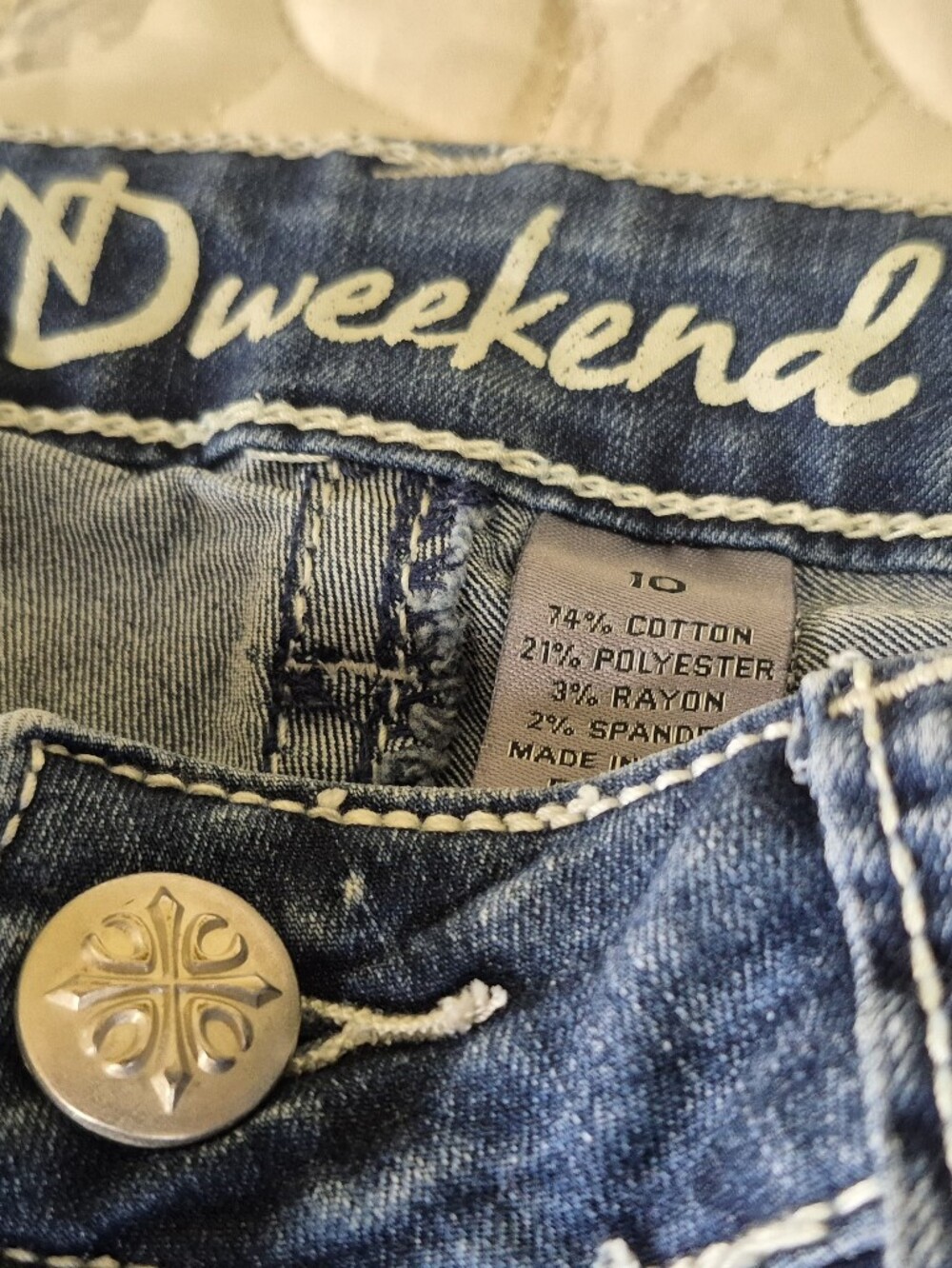Women's Blue Embroidered Pocket Capris - Picture 6 of 13
